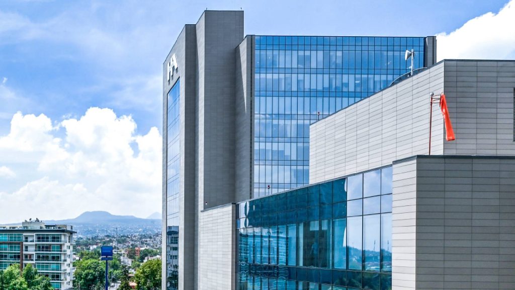 Fachada de Hospital Angeles, que ha construido una sólida trayectoria en la salud de México.