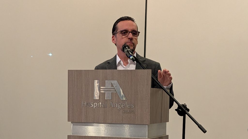 El Lic. Jesús Ruiz López, Director General de Hospital Angeles Health System, estuvo presente en la presentación de la nueva torre de consultorios de Hospital Angeles Xalapa.